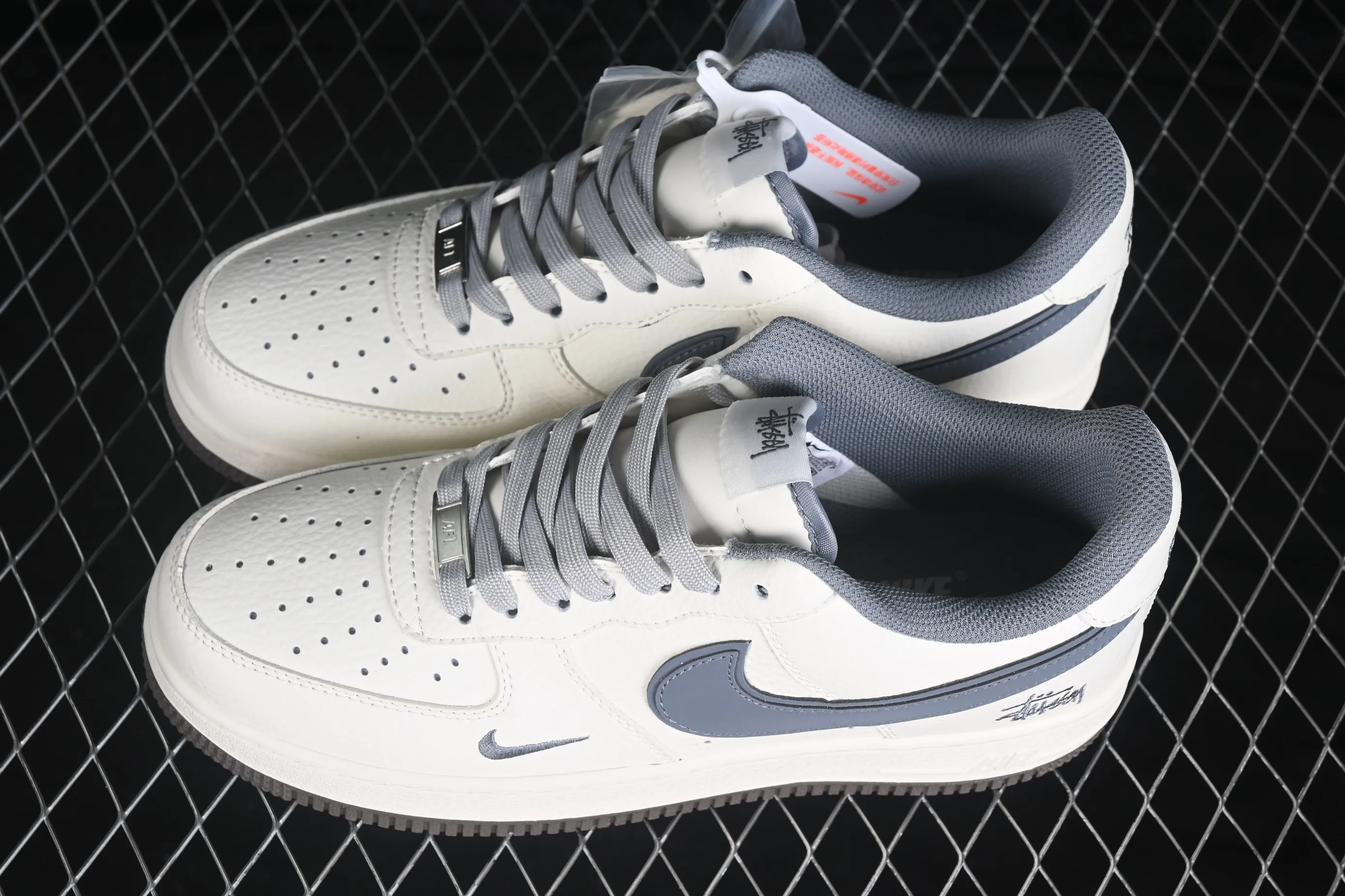 All categories Nk Air Force 1 Air Force series Nk Air Force 1 Low Air Force low-top Nike Air Force 1'07 Low joint model Air Force 1 low-top casual sneakers MM3399-827